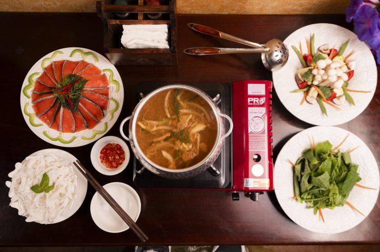 Sapa Salmon Hotpot or Mixed Hotpot (Chicken, Bee, Port)